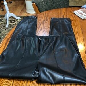 J.JILL SIZE MEDIUM FAUX BLACK LEATHER LEGGINGS IN LIKE NEW CONDITION